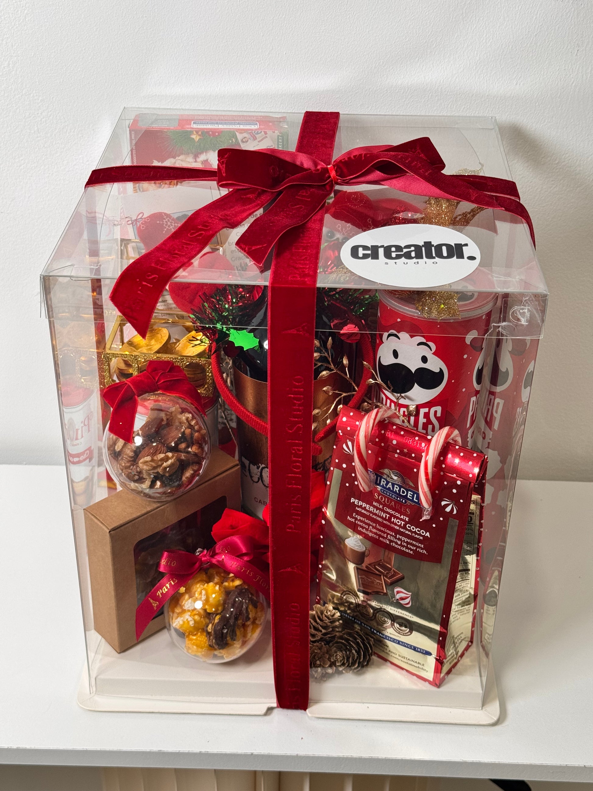 Standard Holiday Basket